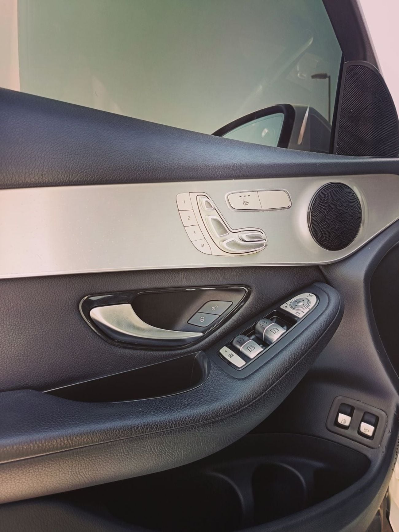 Mercedes Benz GLC350E
