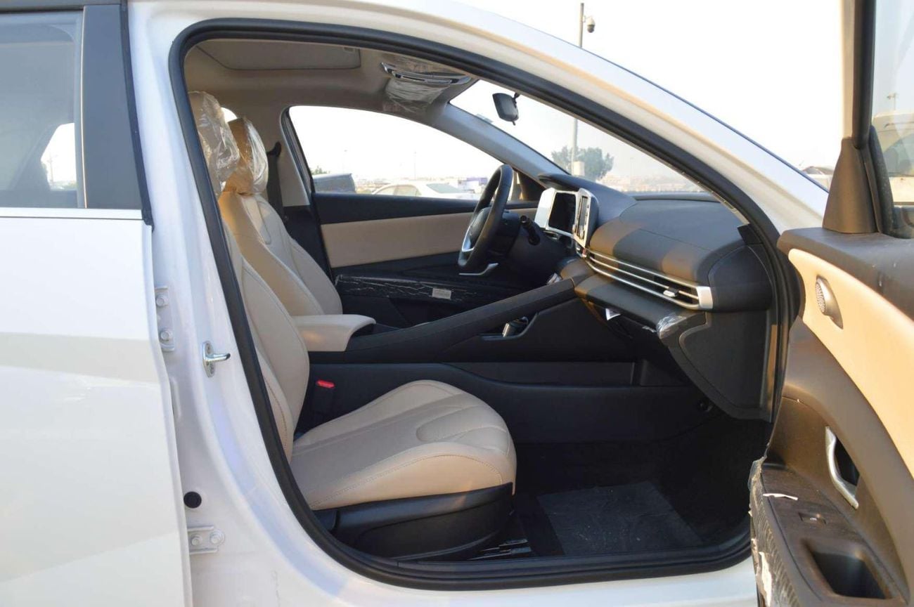 Hyundai Elantra SMART 1.5L FWD PETROL SEDAN 2026