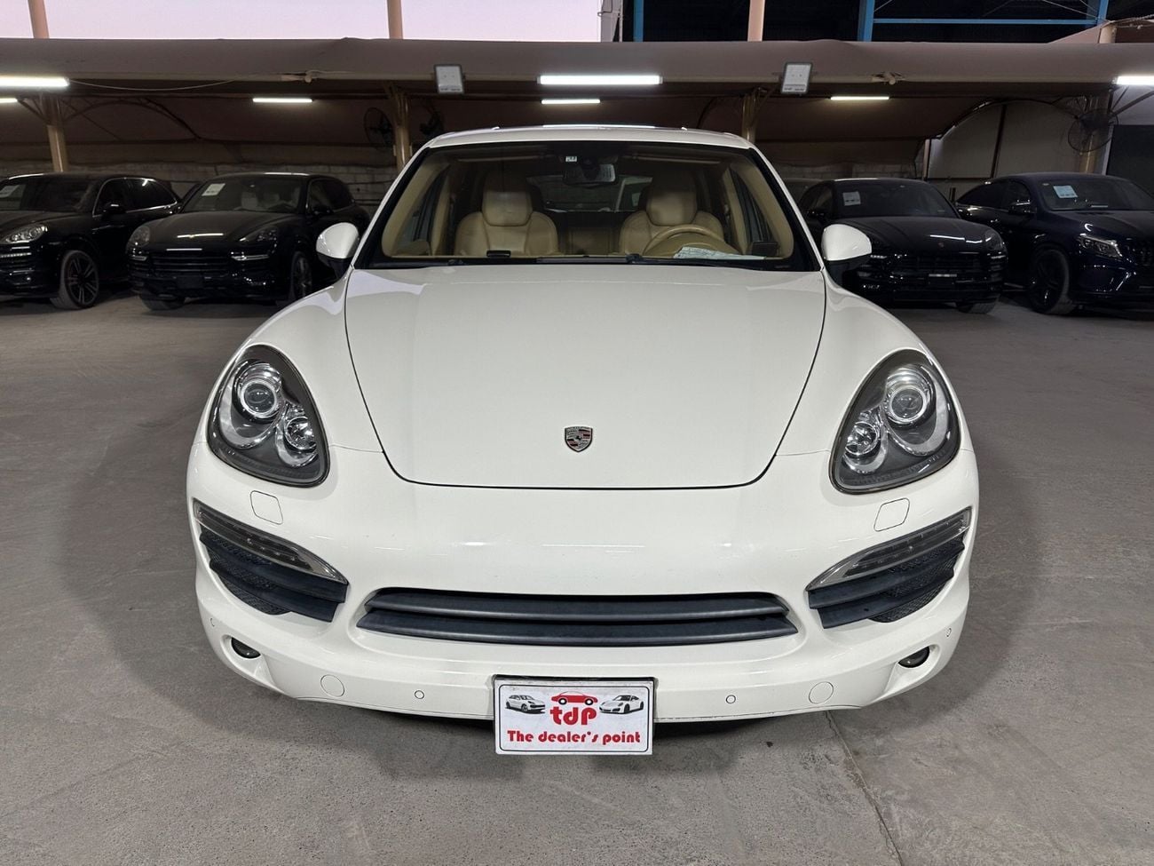 Porsche Cayenne S PORSCHE CAYENNE 2012 | PORSCHE SERVICE HISTORY | TWO KEYS | 14-WAY ADAPTIVE SEATS