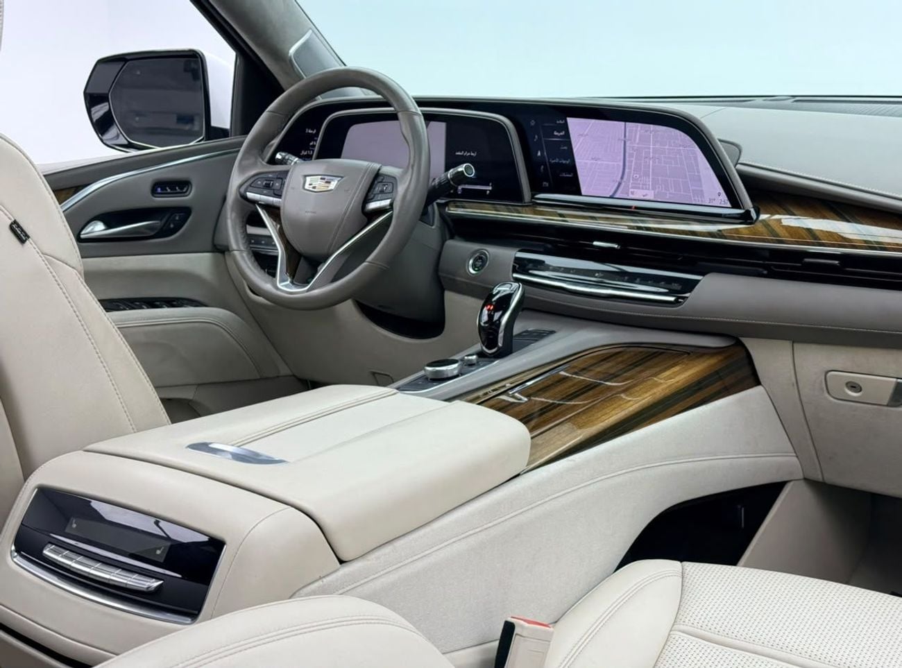 Cadillac Escalade SPORT PLATINUM 2022 Cadillac Escalade Sport Platinum, Agency Warranty+Full Service History, GCC Specs.