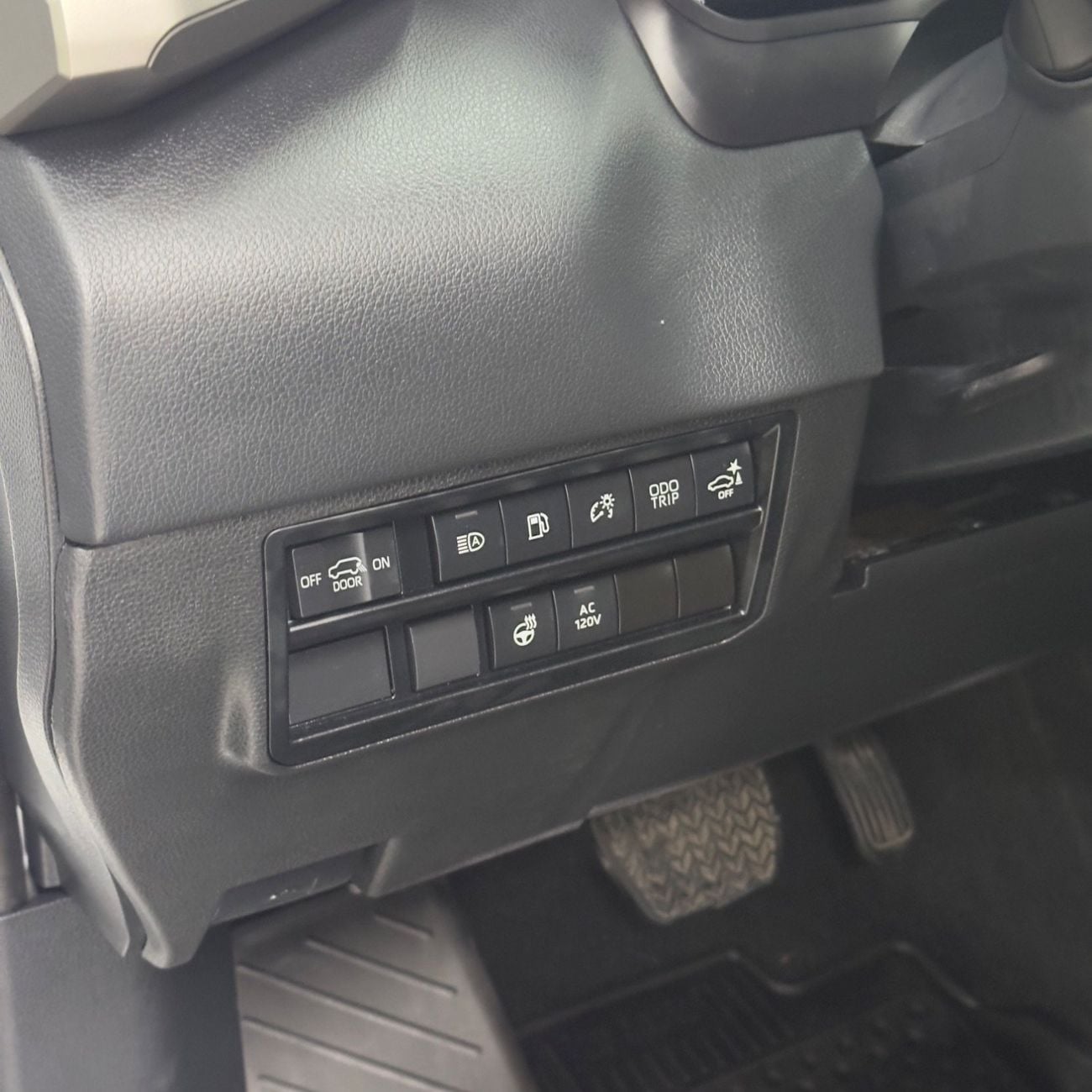 Toyota Sequoia HYBRID