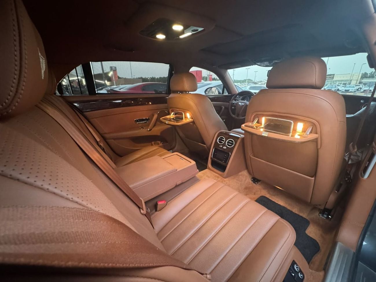بنتلي فلاينج سبور V8