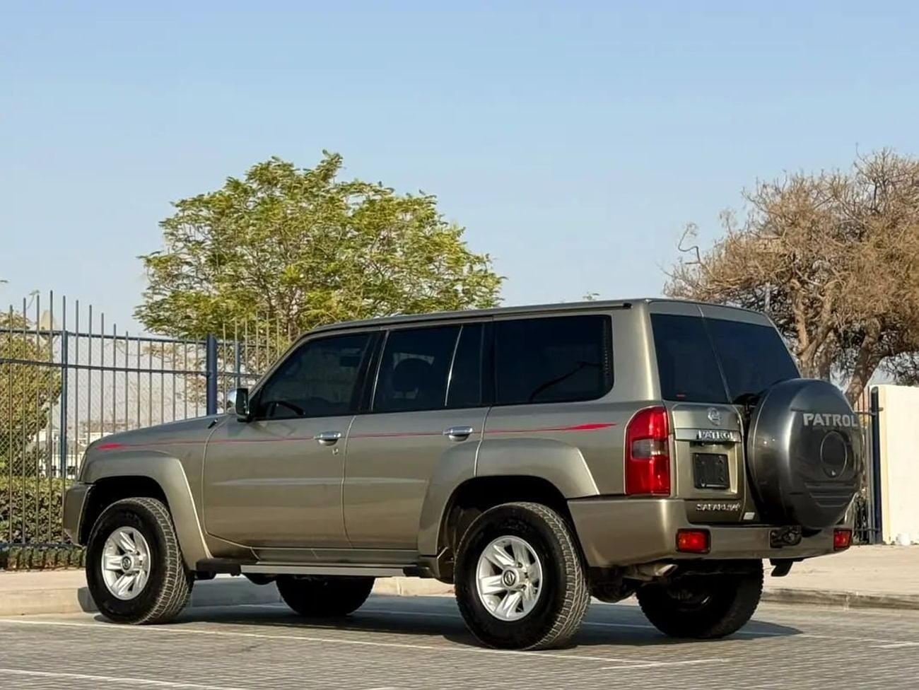 نيسان باترول SAFARI Excellent Condition-Bank Finance Available