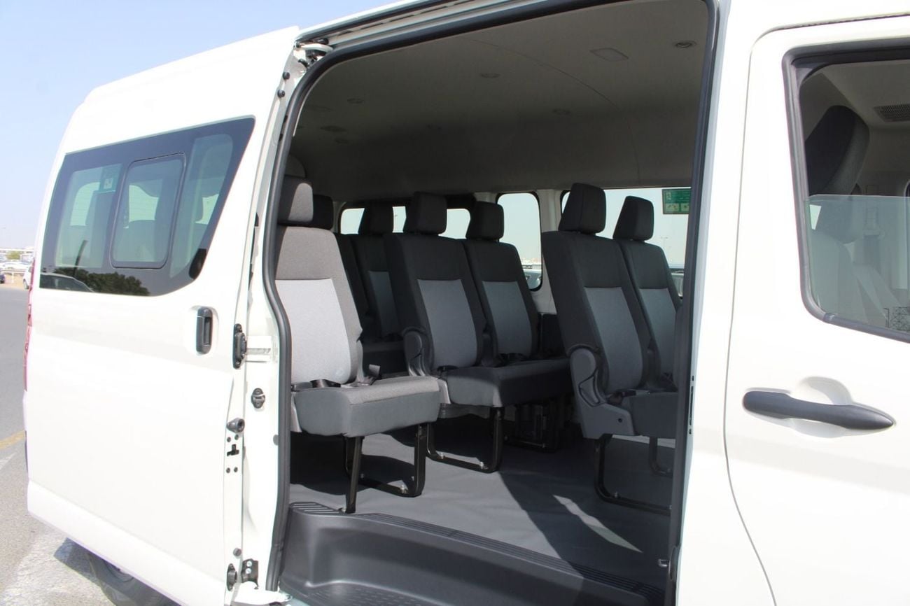 Toyota Hiace DX