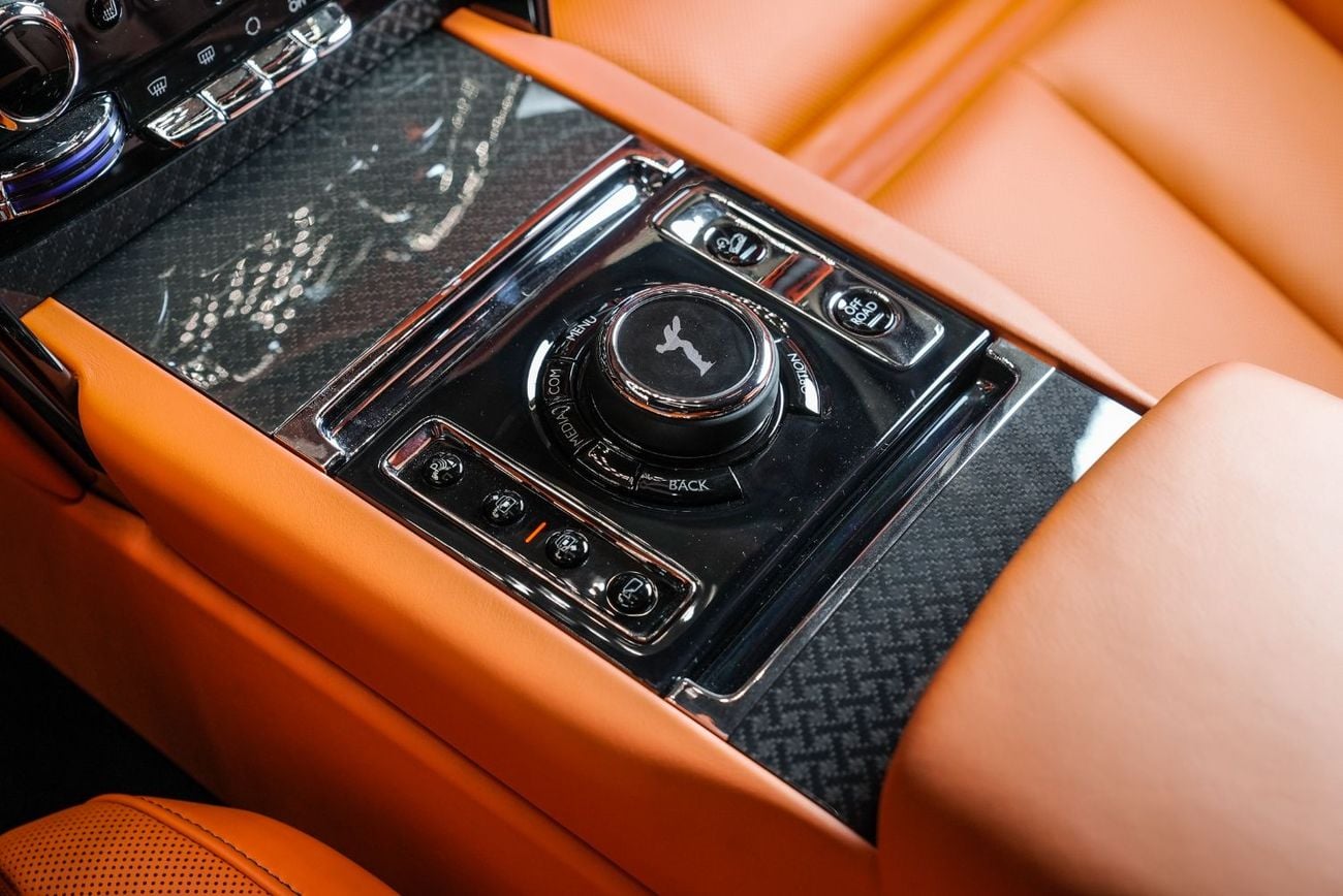 Rolls Royce Cullinan BLACK BADGE