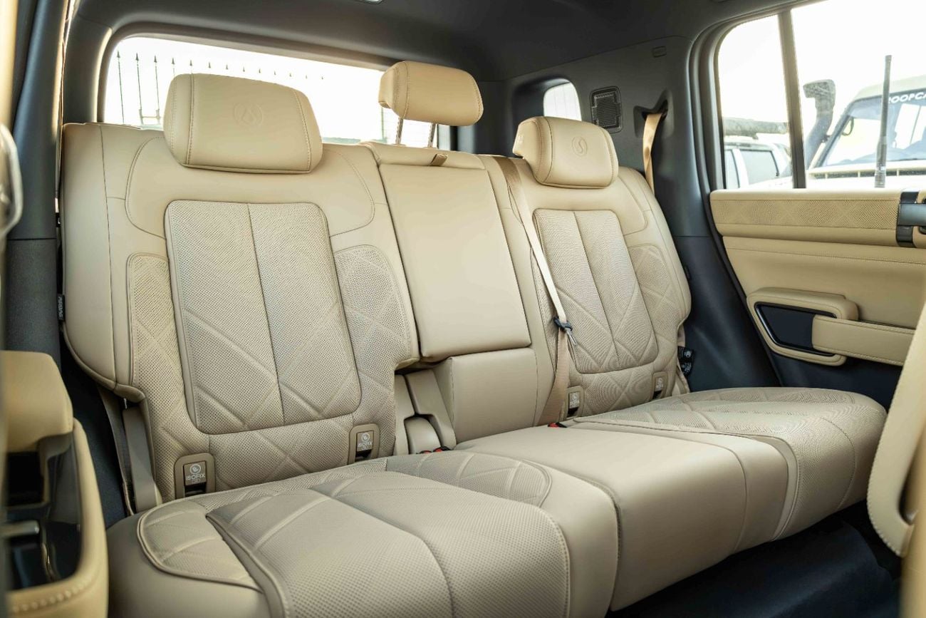 Denza B5 DELUXE PHEV 1.5L - Gold Inside Beige | Export Only