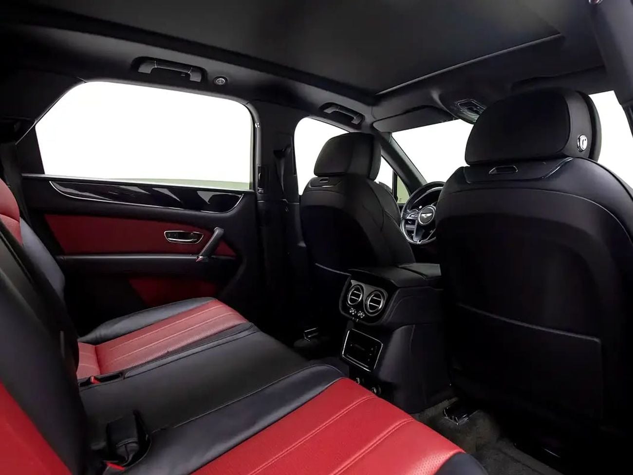 Bentley Bentayga Standard GCC Specs
