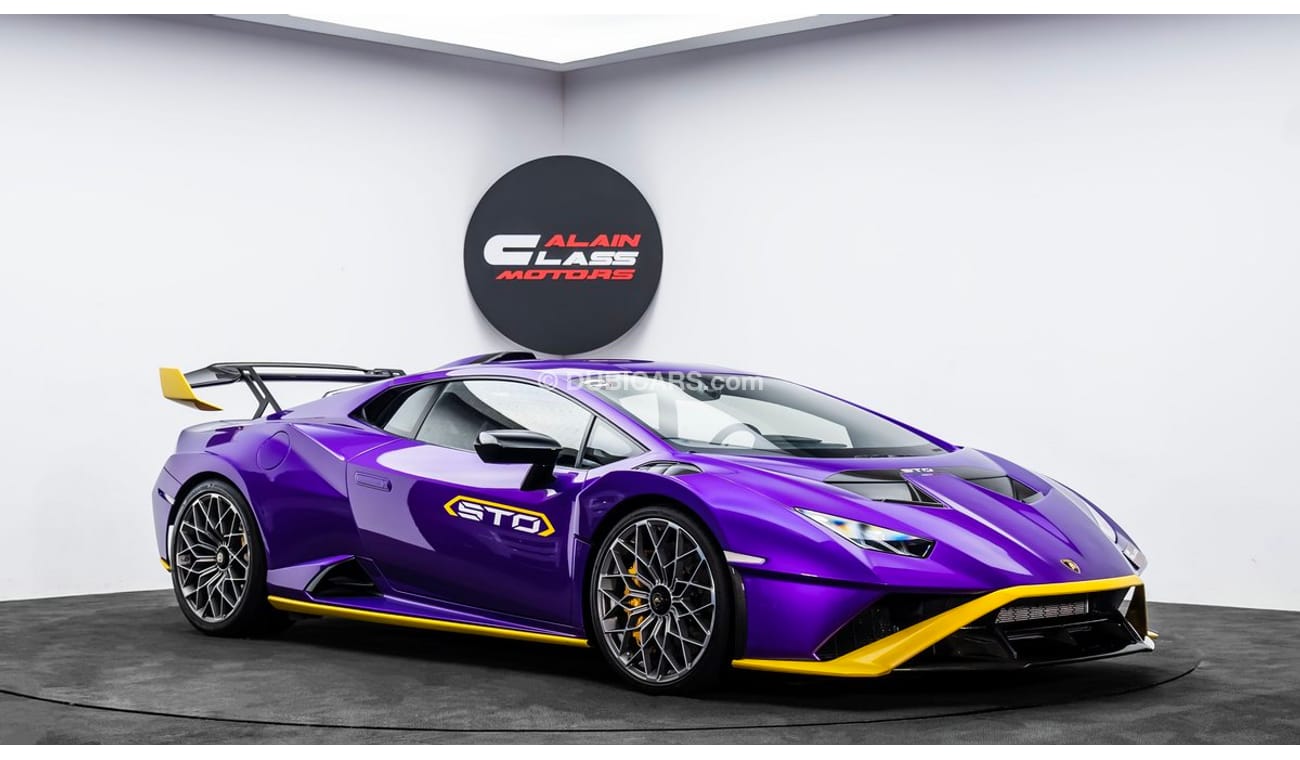 Used Huracan STO Under Warranty 2022 for sale in Dubai