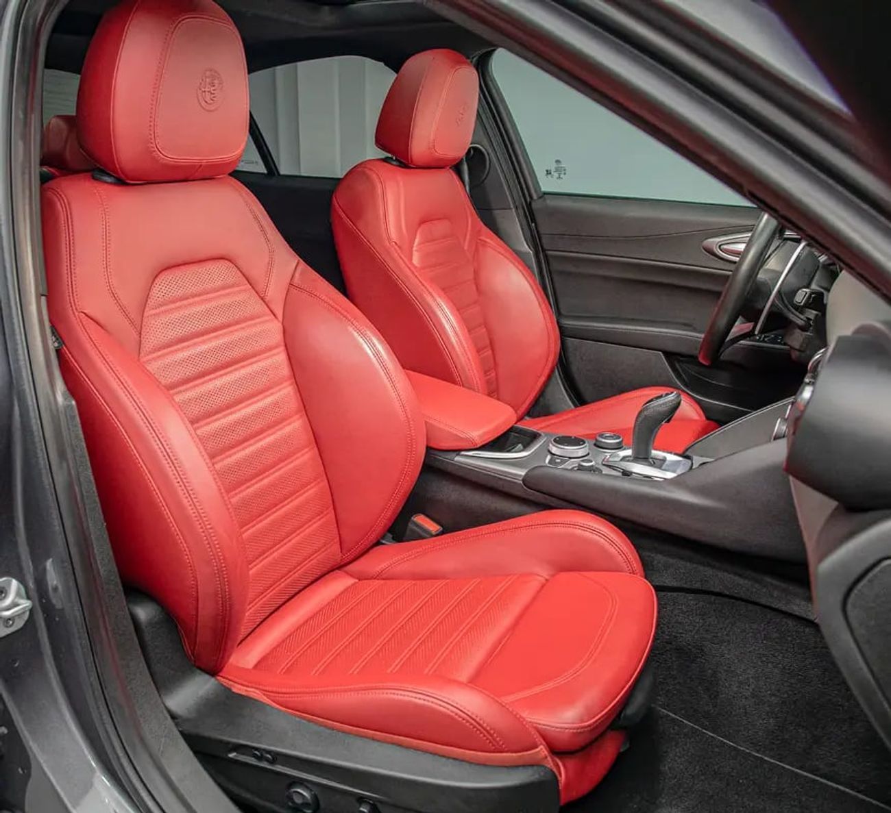 Alfa Romeo Giulia VELOCE