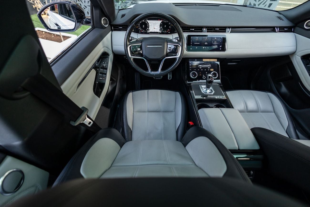 Land Rover Range Rover Evoque P250 R-Dynamic SE 2.0L Land Rover Range Rover Evoque 2021 GCC specs for 1,563.00 AED monthly