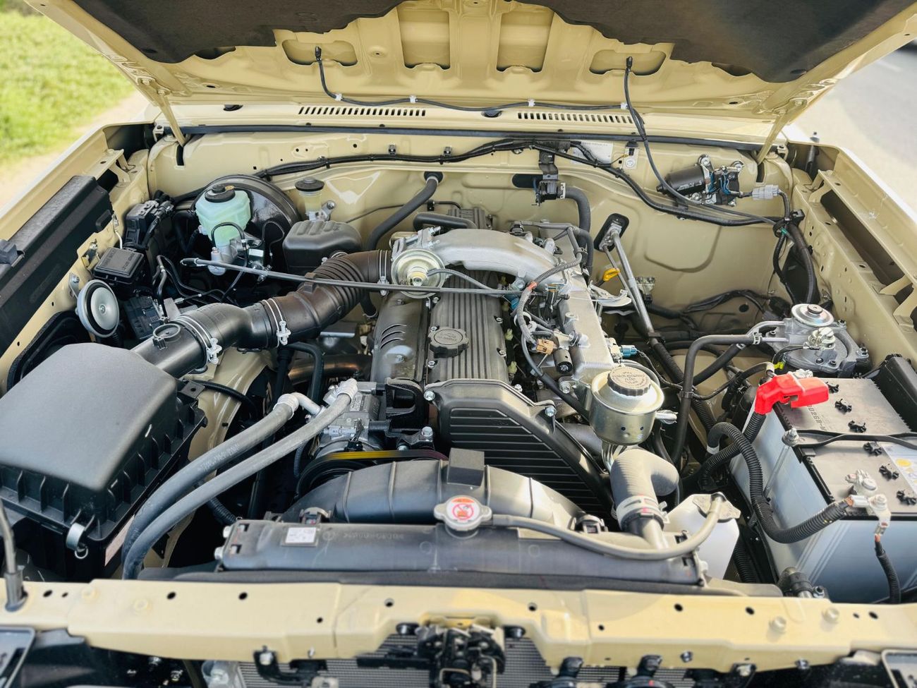 Toyota Land Cruiser Pick Up BRAND NEW ,1HZ ENGINE ,RIGHT HAND DRIVE ONLY FOR EXPORT AVAILABLE