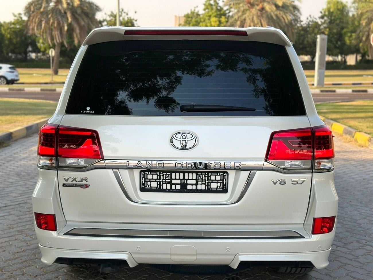 Toyota Land Cruiser VXR