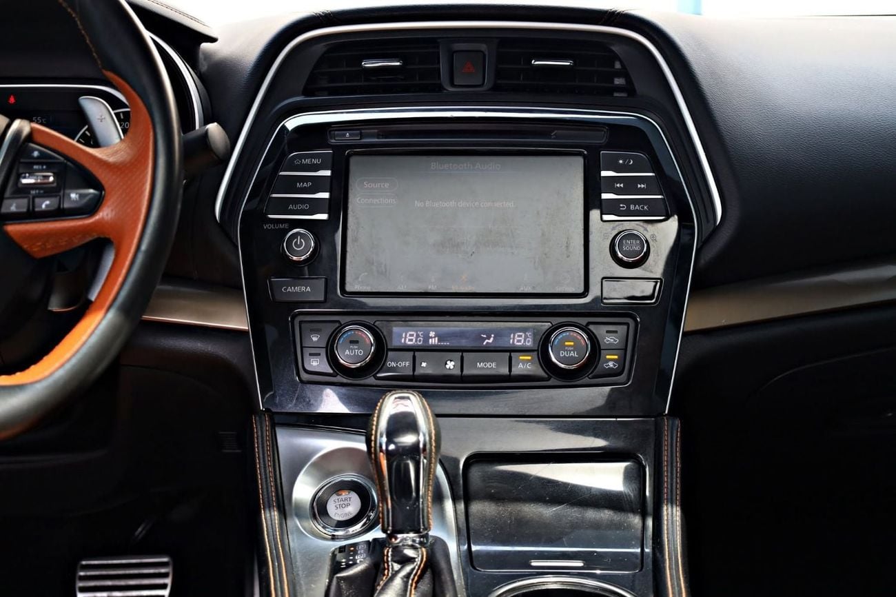 Nissan Maxima SR