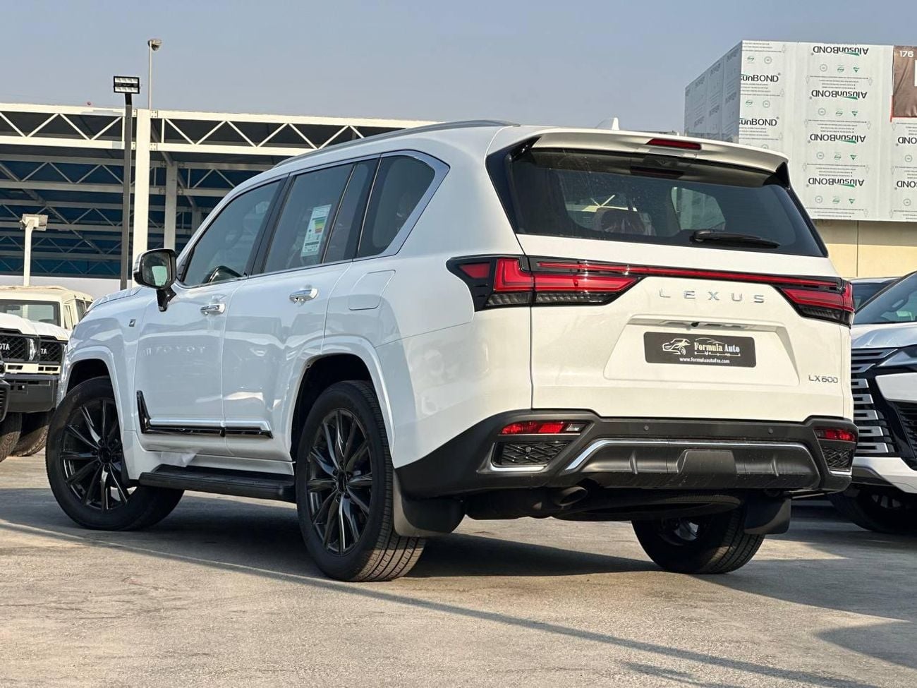 Lexus LX600 F SPORT