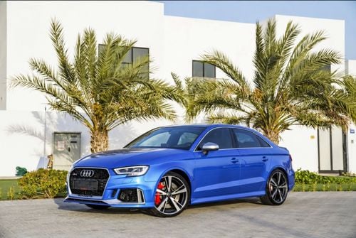 أودي RS3 ستاندارد