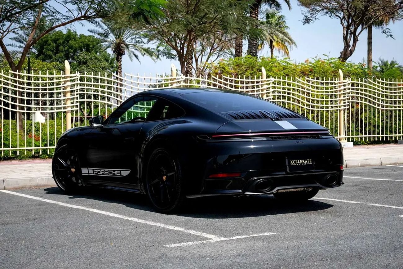 Porsche 911 CARRERA 992.2 | Warranty Till