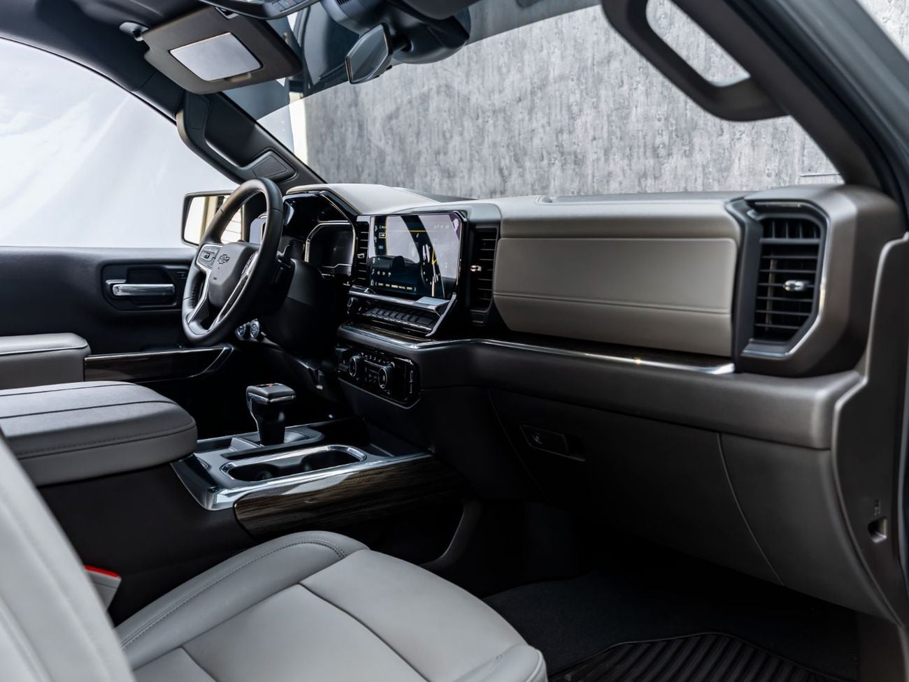 Chevrolet Silverado 1500 REG/CAB RST BUY NOW, PAY 2027 | THE BLACKLINE STANDARD | 2030 Chevrolet Warranty, Full Service History, GCC