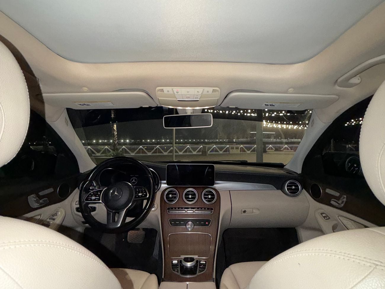 Mercedes Benz C300 STANDARD