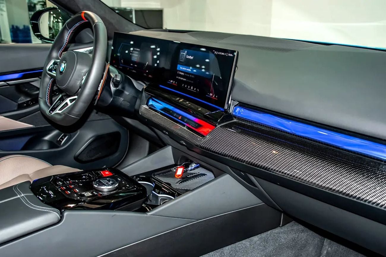 BMW M5 TOURING MASTERCLASS - GCC Specs