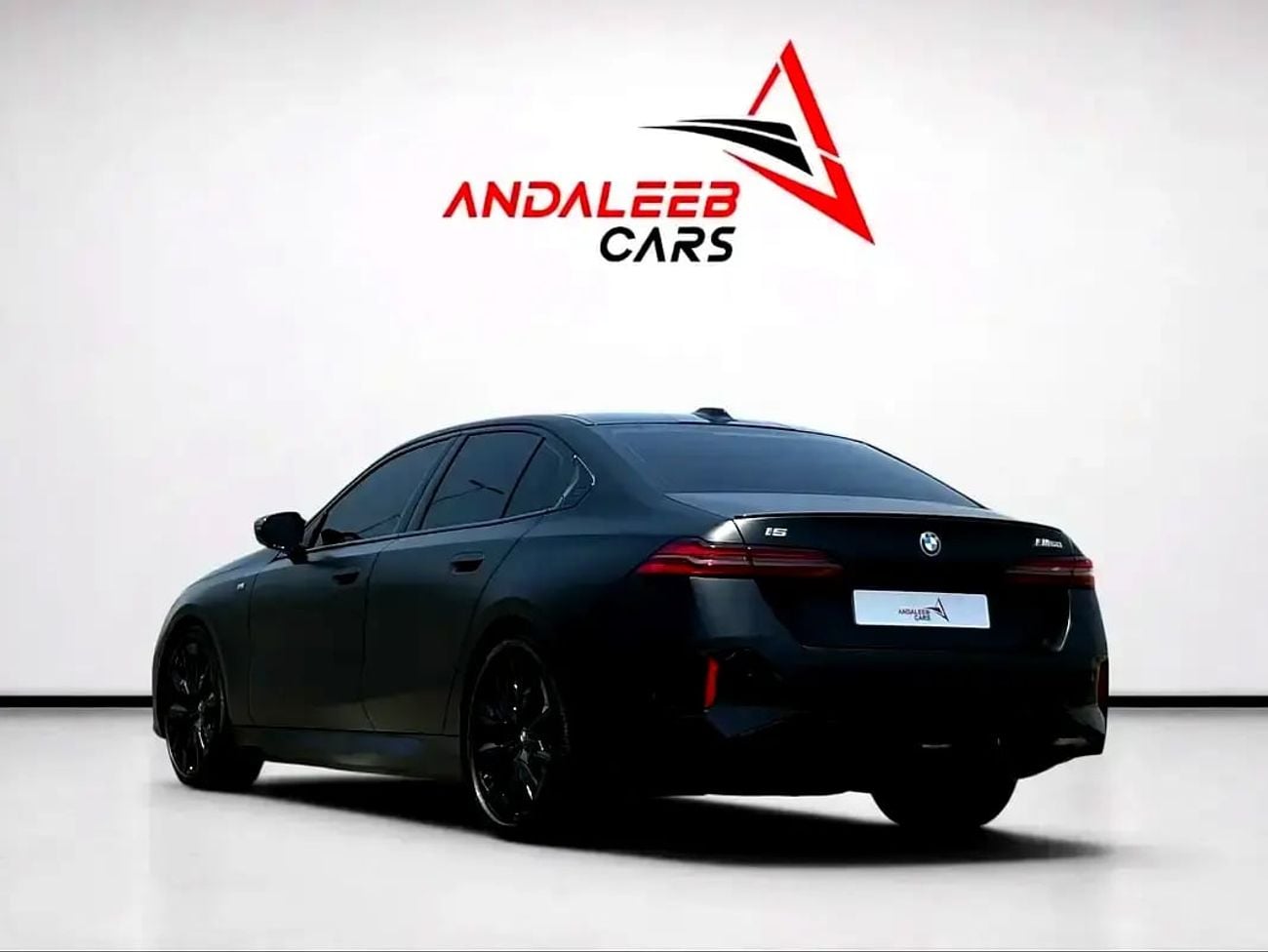 BMW i5 M60 XDRIVE Agency Warranty Until | M60 xDRIVE | DUAL MOTOR ELECTRIC AWD – 601 HP | FULL AGENCY