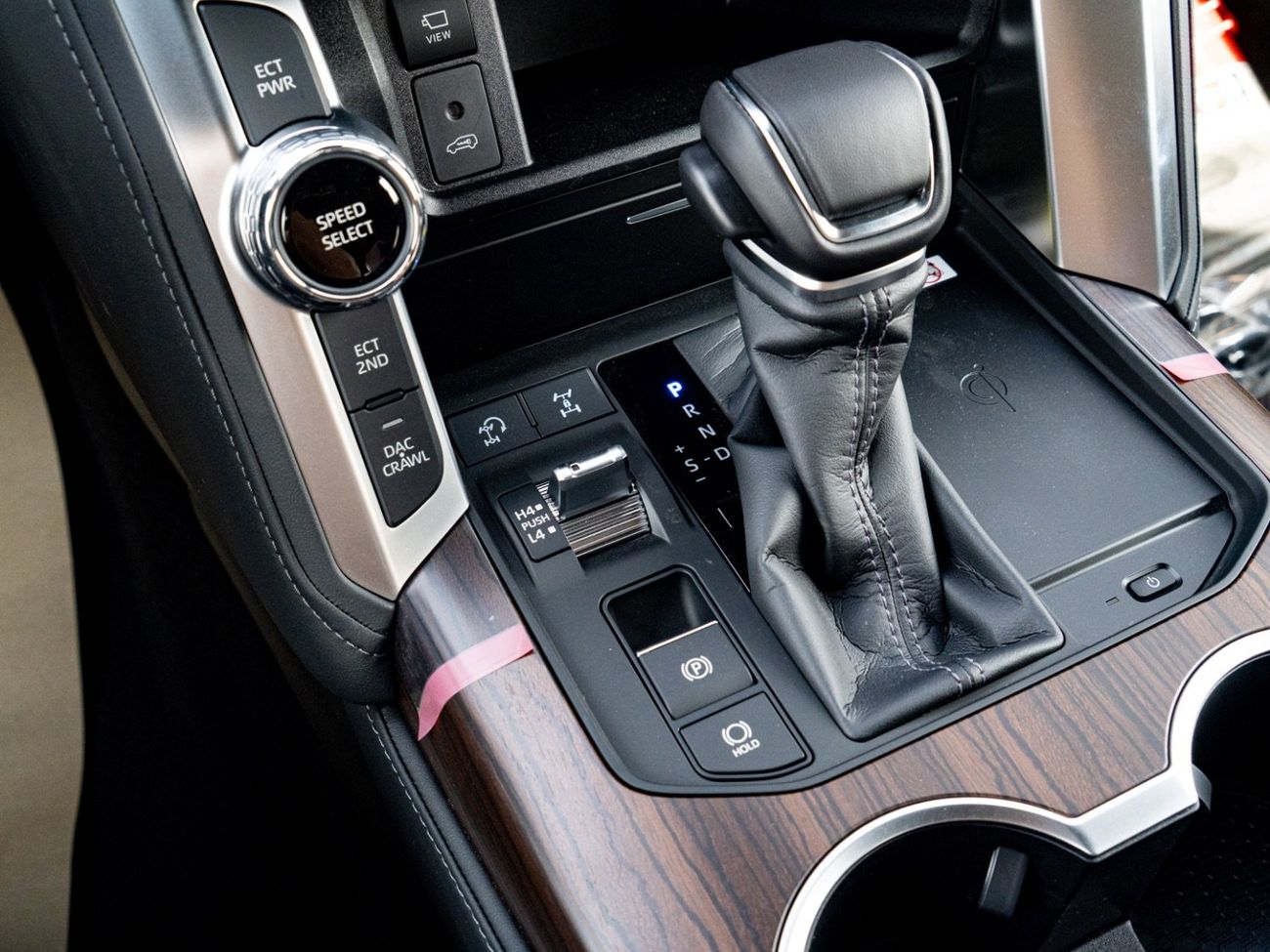 Toyota Land Cruiser GXR | 4.0L | V6 | 2026