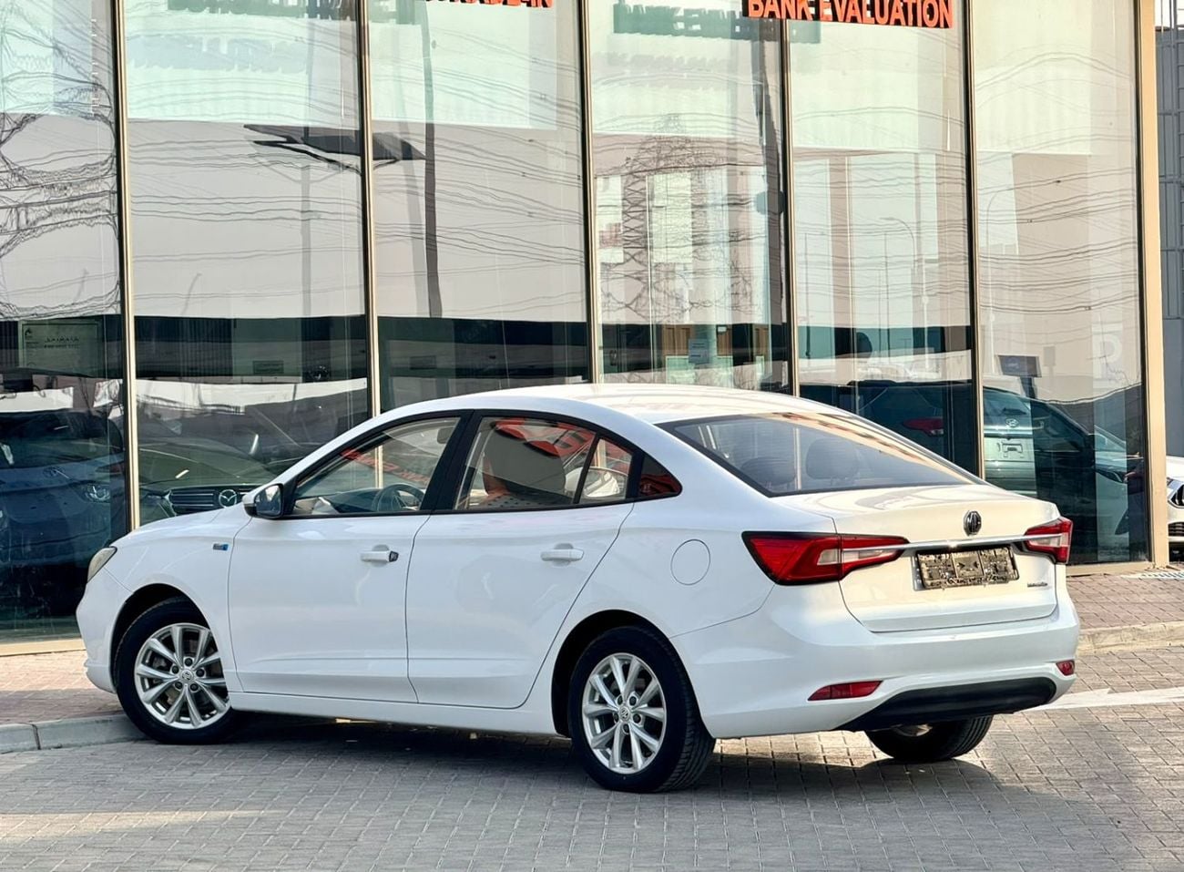 MG 5 COMFORT MG 5 Comfort 2023 GCC Specs -395-Monthly l Camera, GPS l Accident Free
