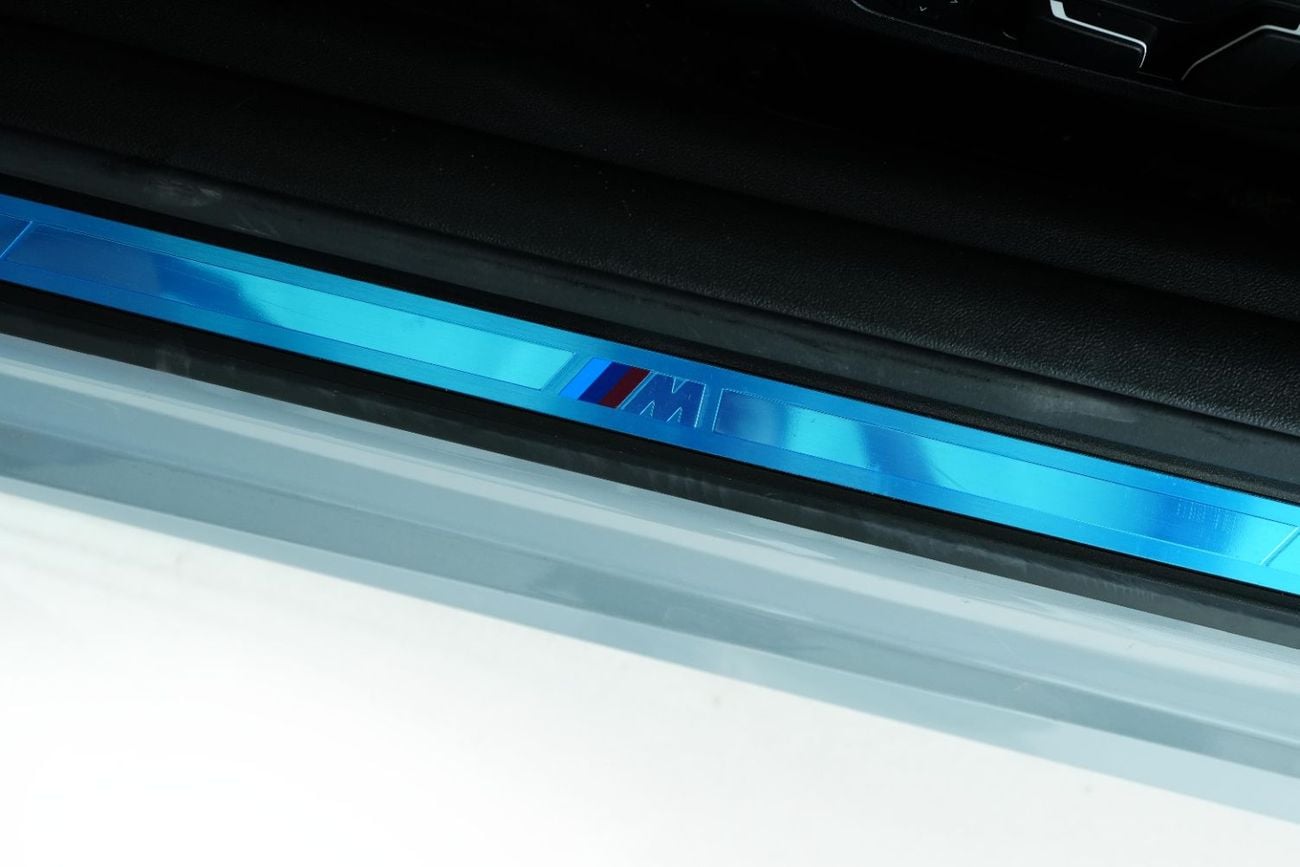 بي أم دبليو 420i M SPORT GCC-AGMC Warranty & Service Contract Until 2030-M Sports Package-Special Color