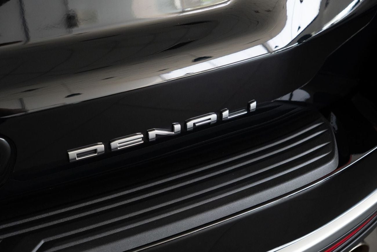 GMC Yukon DENALI