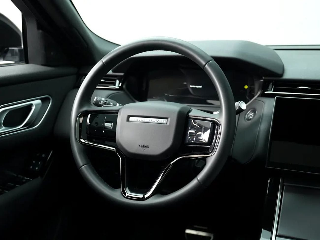 Land Rover Range Rover Velar DYNAMIC SE P250 European Specs - Brand