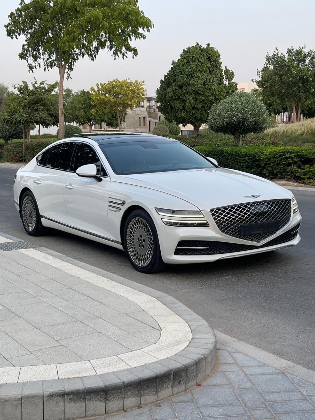 جينيسس G80 PRESTIGE