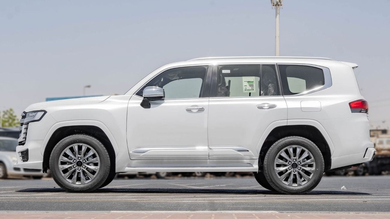 تويوتا لاند كروزر VXR 2026 Toyota Land Cruiser VXR 3.5L Twin Turbo AT Petrol (White-red)