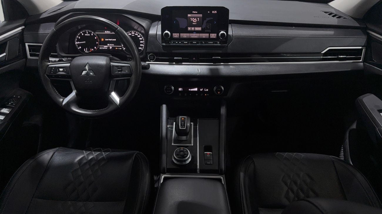 Mitsubishi Outlander GLX MIDLINE 2025 | AED 1094/Month | 0 DP | 30 Day Return | Warranty