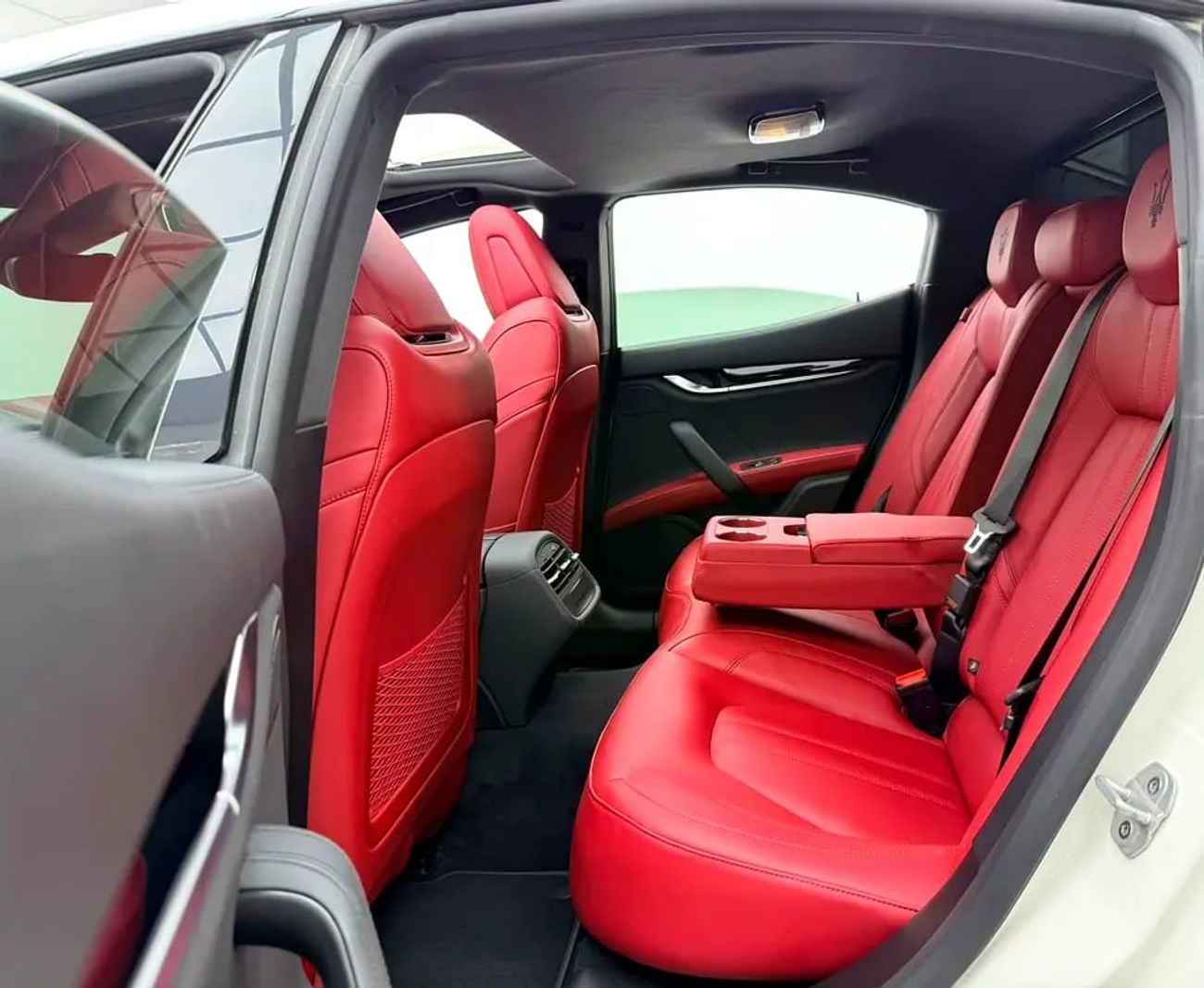 Maserati Ghibli Modena S, Warranty, Full Service History, Low Km, GCC