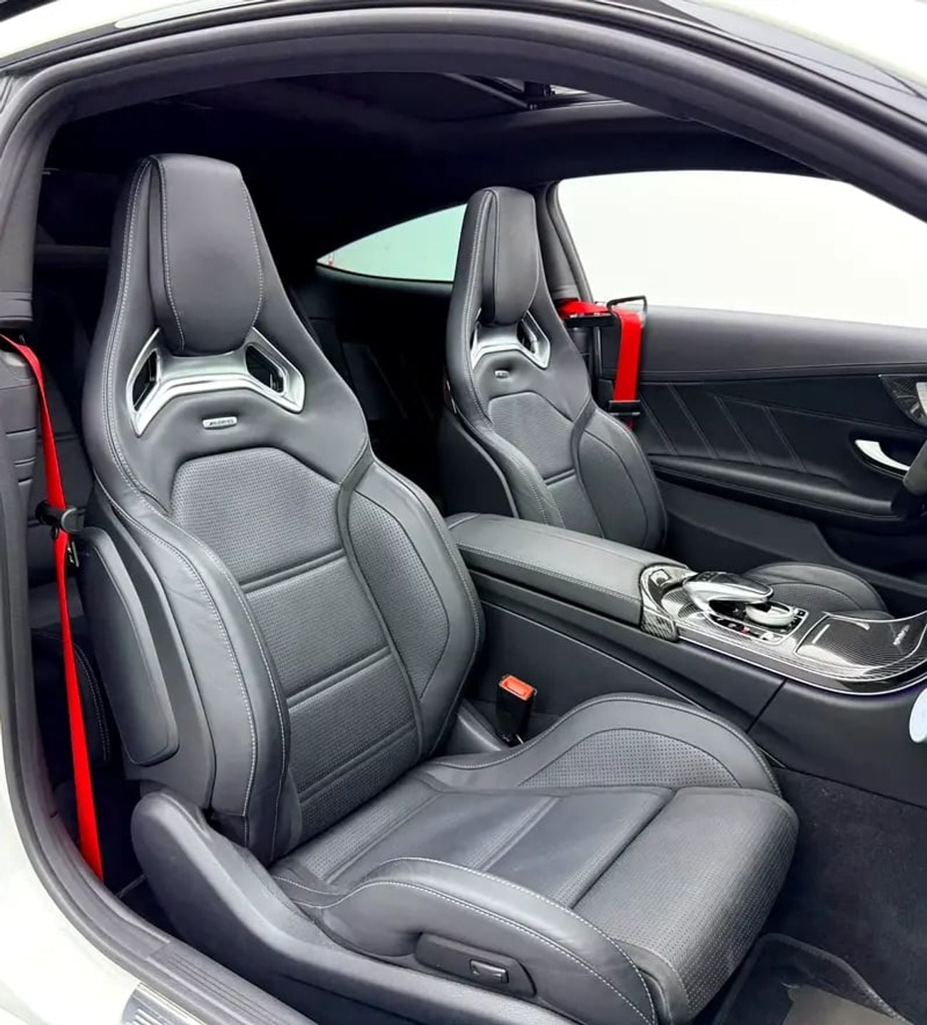 مرسيدس بنز C 63 AMG C63 S AMG, Warranty, Carbon Fiber Package, Very Low Km, Excellent Condition