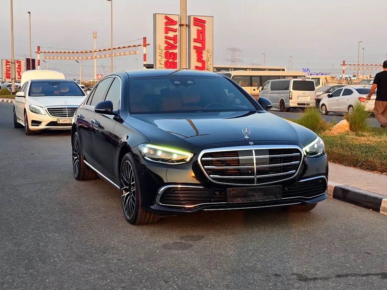 Mercedes Benz S450 MERCEDES S 450 GCC 450 KM