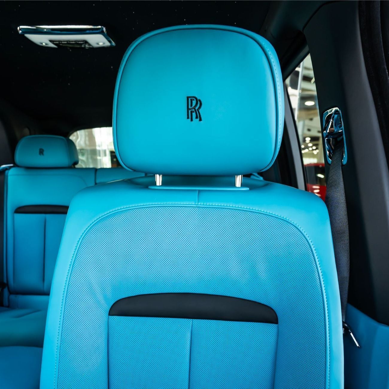 Rolls Royce Cullinan BLACK BADGE