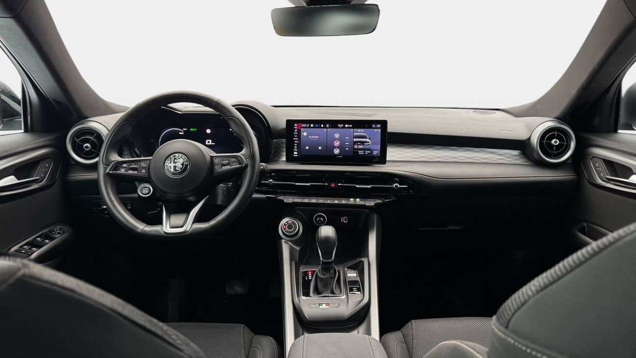 Alfa Romeo Tonale TI | 2024 | 0% DP | AED 1,486/Month | Gargash Warranty and Service