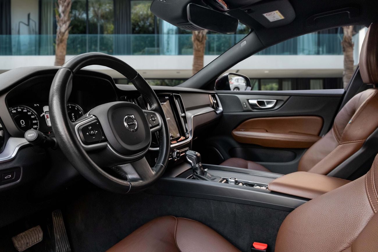 Volvo V60 Momentum V60 Momentum | 1,371 P.M | 0% Downpayment | Volvo History!