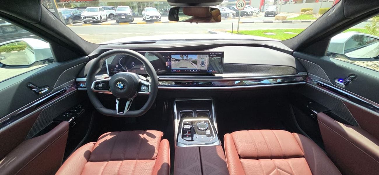 بي أم دبليو 735i