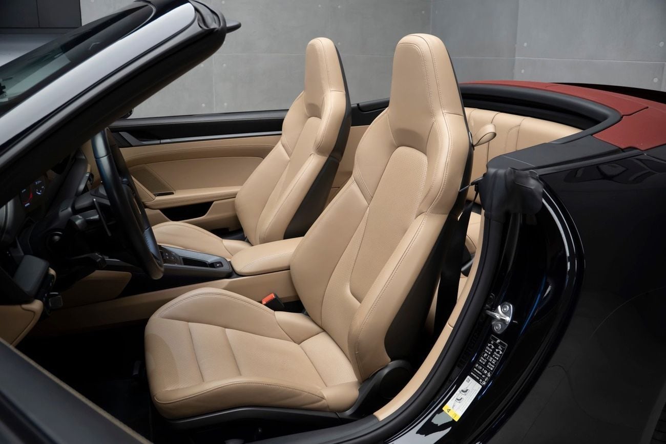 Porsche 911 CARRERA 4