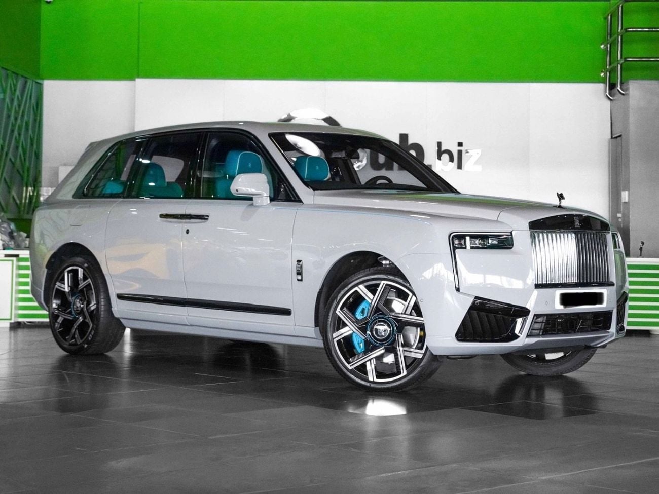 Rolls Royce Cullinan BLACK BADGE