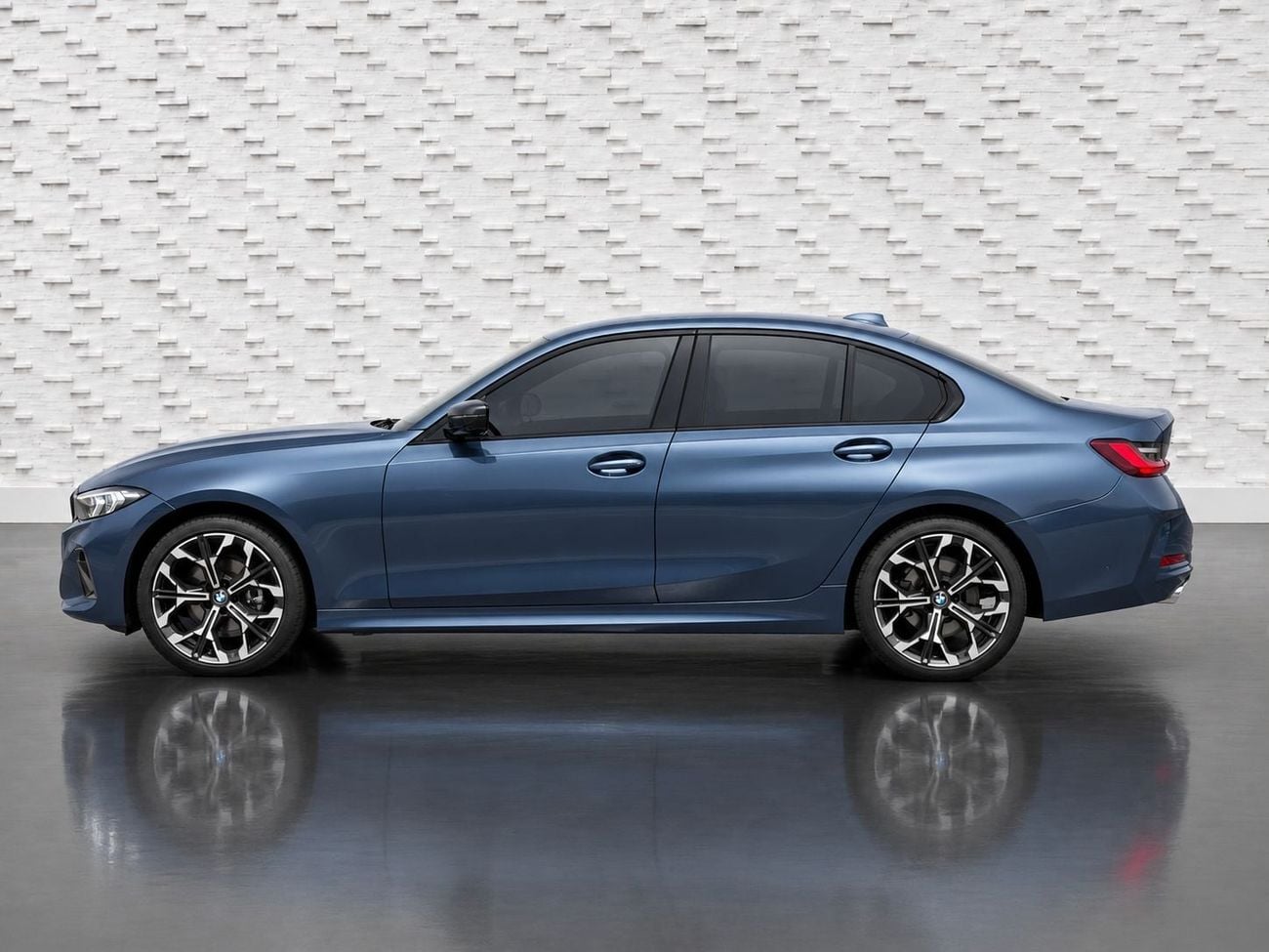 BMW 330i LUXURY M SPORT