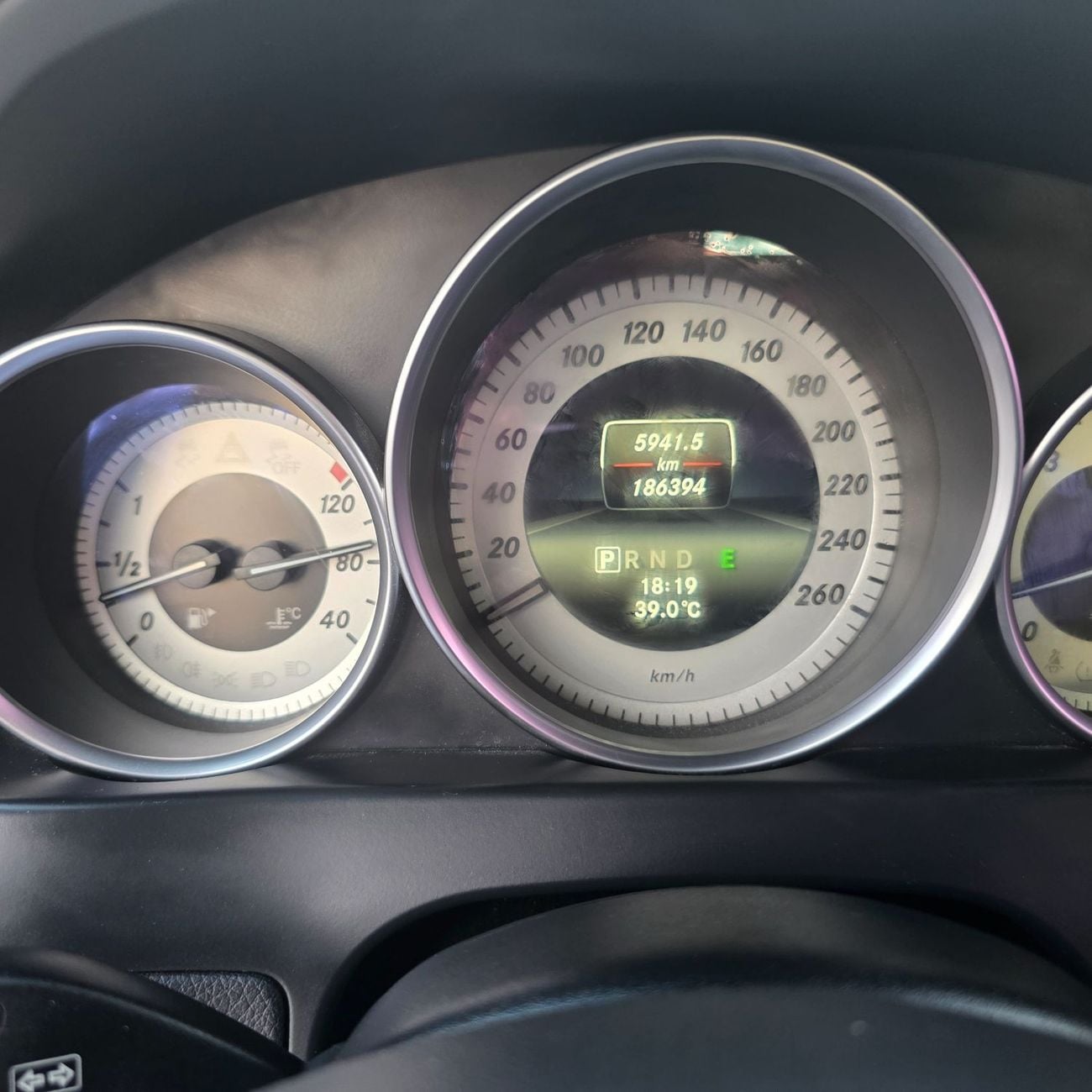 مرسيدس بنز C 200 AVANTGARDE SPORTS