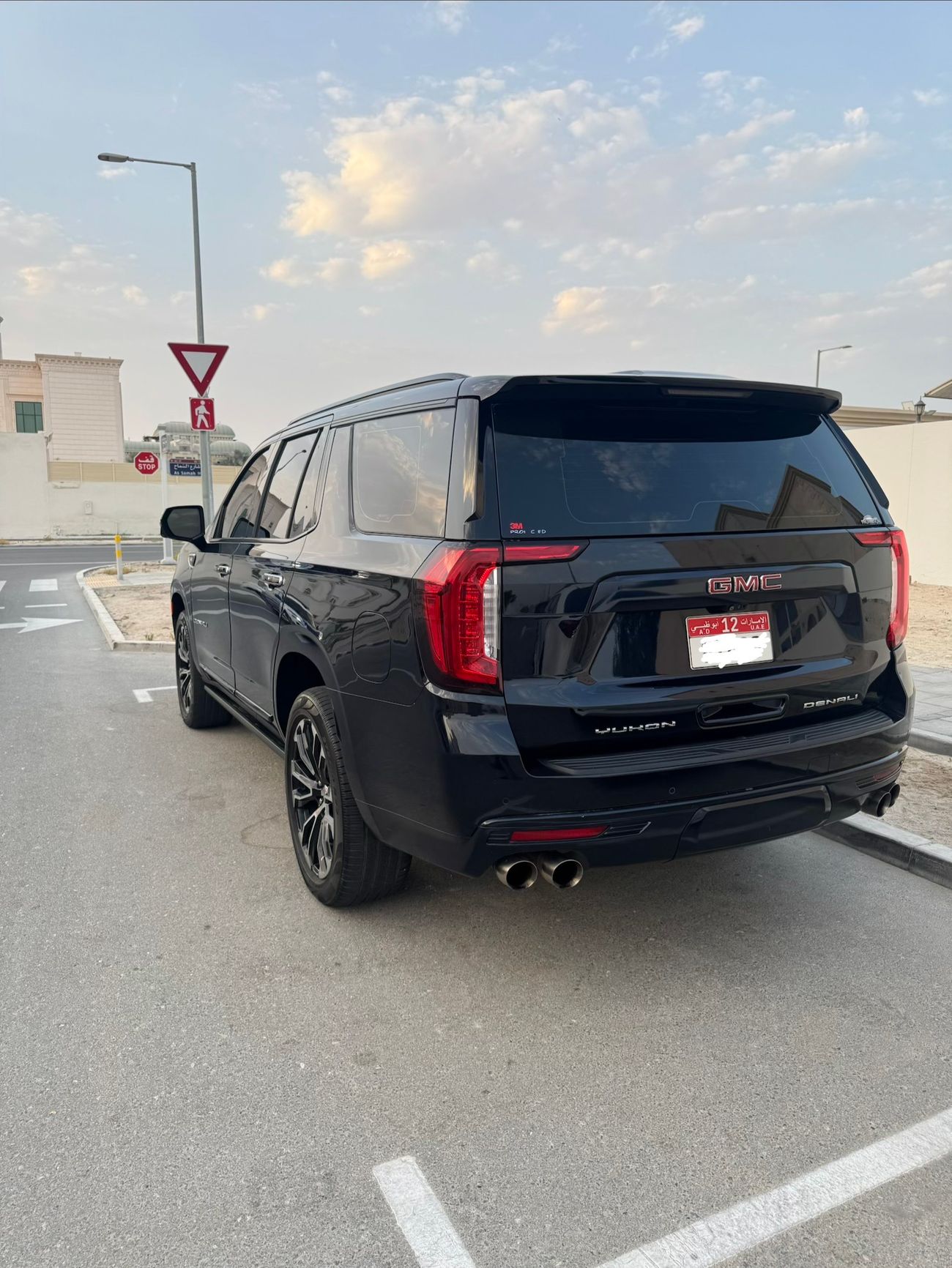 GMC Yukon DENALI