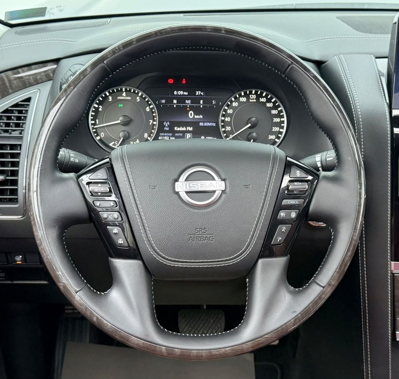 Nissan Patrol LE PLATINUM CITY 2024 Nissan Patrol LE Platinum, Warranty+Full Service History, GCC Specs