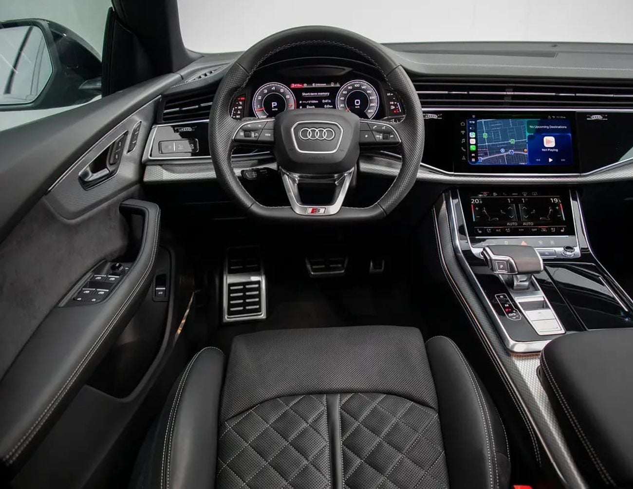 Audi Q8 55 TFSI Warranty + Service Contract • Top Spec Progress Black • FDSH • GCC