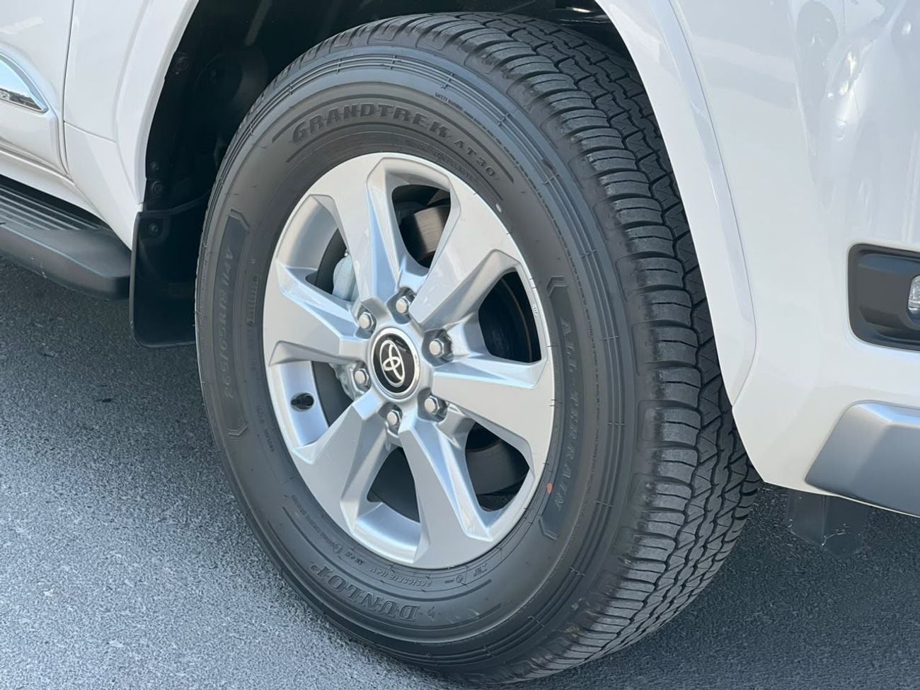 Toyota Land Cruiser GXR