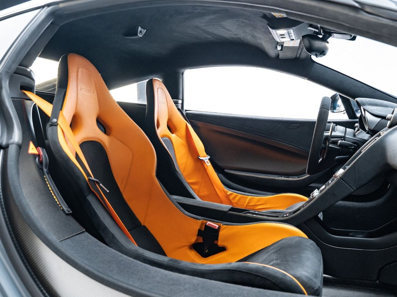 McLaren 675LT COUPE