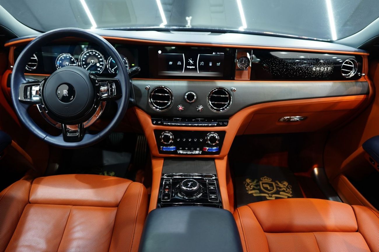 Rolls Royce Ghost EWB 2024 Rolls-Royce EWB, Rear Entertainment, Illuminated Grille, Starlight, Dealer Warr + Serv!!