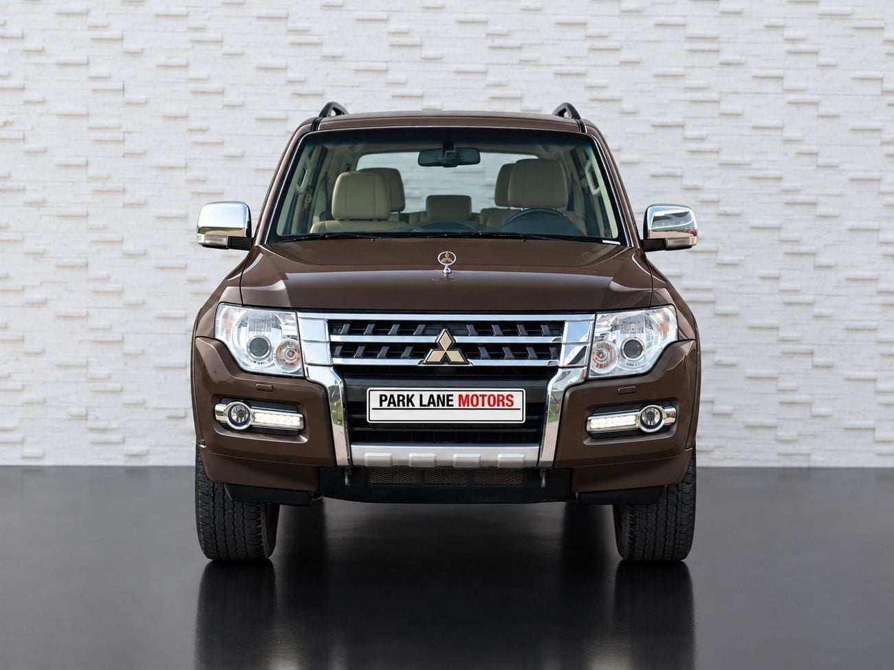 Mitsubishi Pajero GLS H/L ROCKFORD